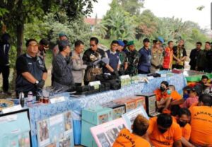 Polrestabes Medan Bersama BNN Menyisir Sunggal 35 Kg Sabu dan 59 Tersangka